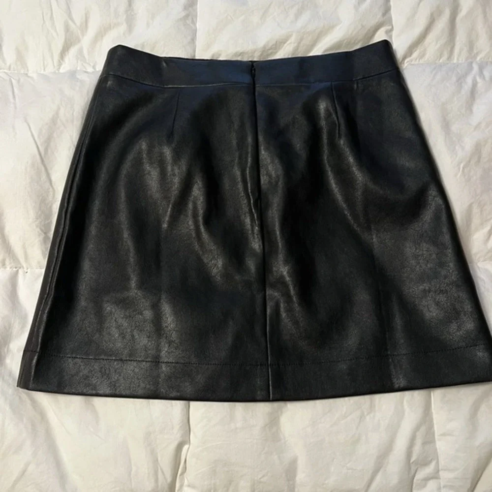 J.Crew Faux Leather A-Line Mini Skirt Women's‎ Size 12